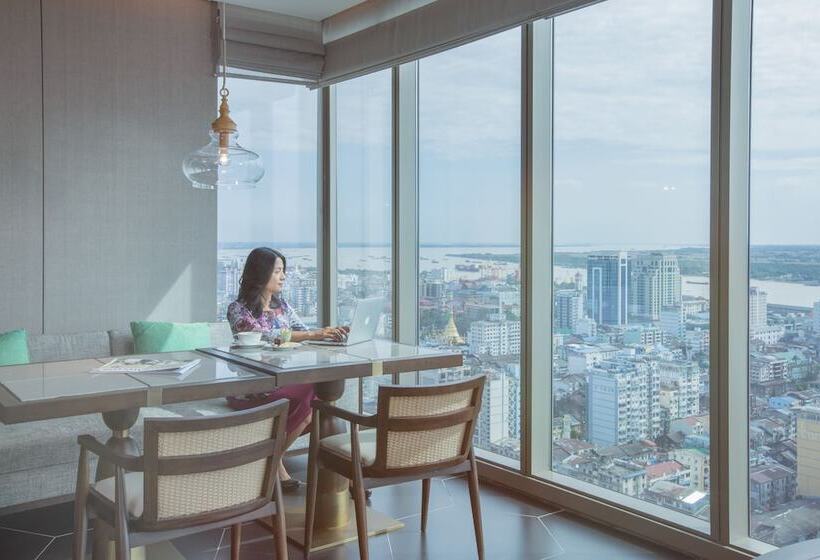 هتل Pan Pacific Yangon