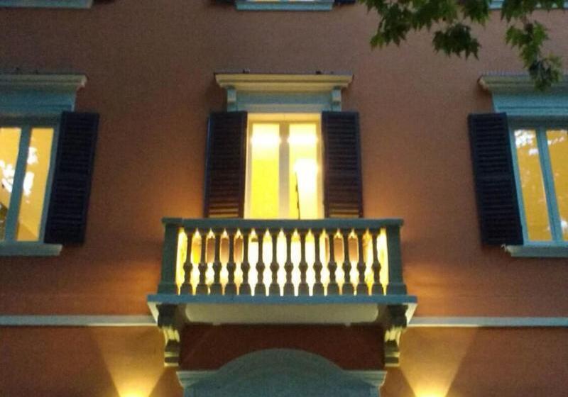 هتل Vittorio Veneto 25
