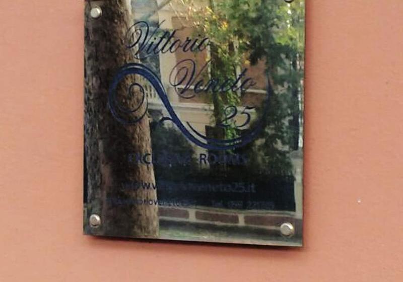 هتل Vittorio Veneto 25