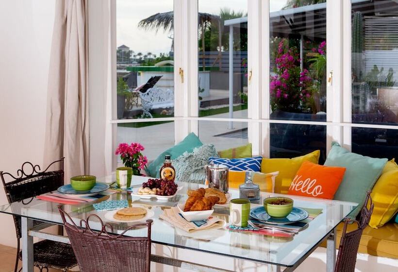 Modern Hotel Aruba