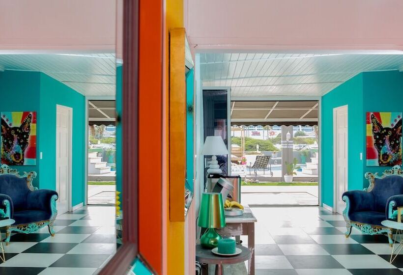 Modern Hotel Aruba