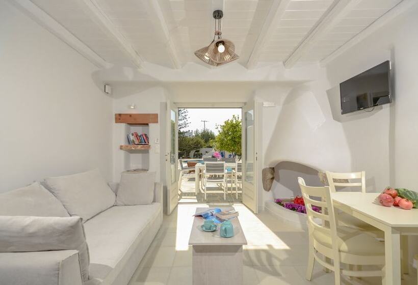 Naxian Queen Luxury Villas & Suites