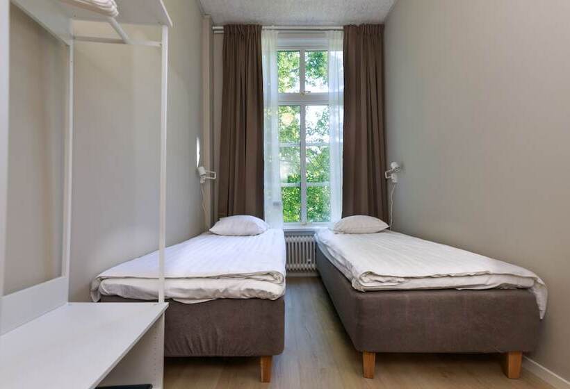 هاستل Nicolai B&b