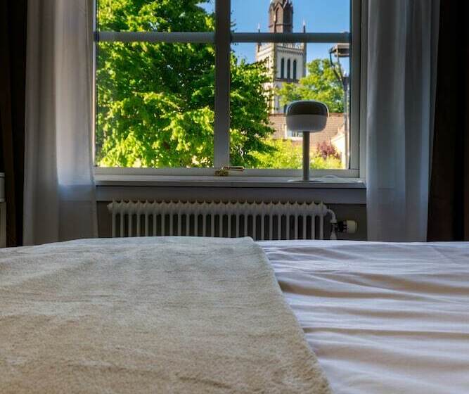 هاستل Nicolai B&b