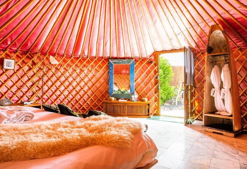 استراحتگاه Eco Village Finca De Arrieta   Yurts And Stone Cottages   Shared Pool   Walking Distance To Arrieta