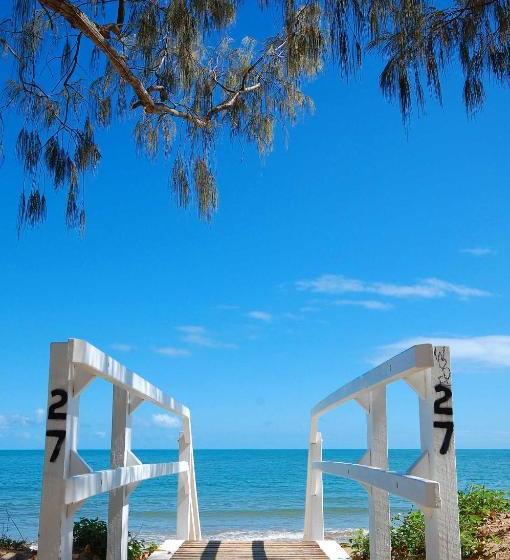 Shelly Beach Motel
