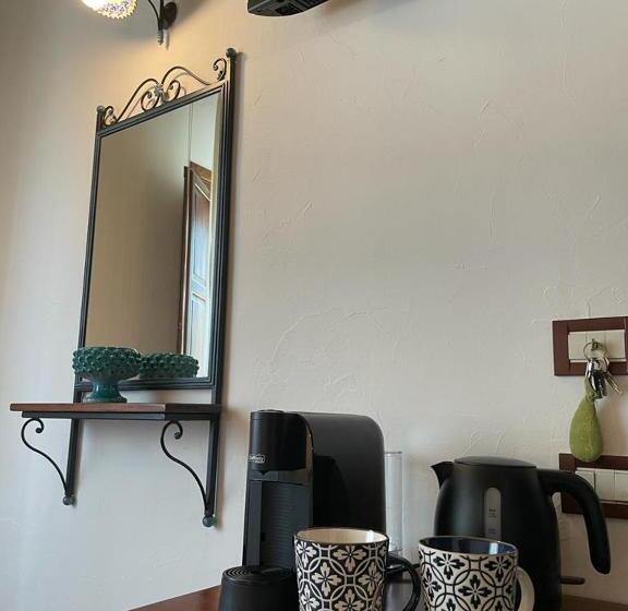 تختخواب و صبحانه Ai Dammusi Rooms