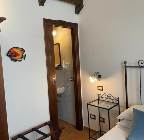 تختخواب و صبحانه Ai Dammusi Rooms