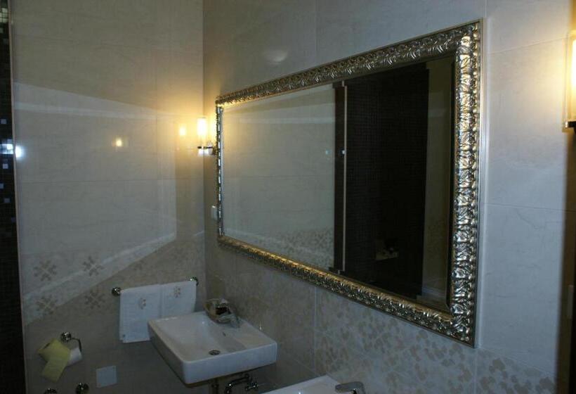 مبيت وإفطار Guest Accommodation Atrium Gulin