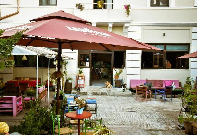 Hostel Durres