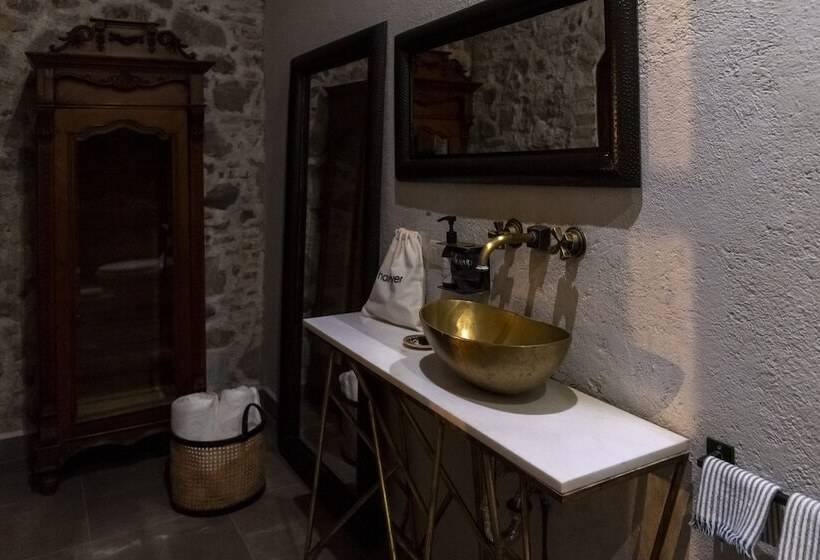 هتل Casa Andreu