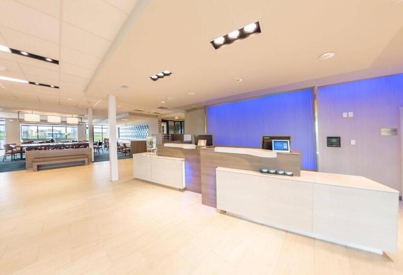 בית מלון כפרי Fairfield Inn & Suites By Marriott Des Moines Altoona