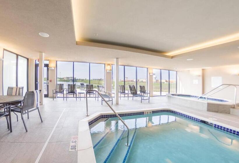 בית מלון כפרי Fairfield Inn & Suites By Marriott Des Moines Altoona