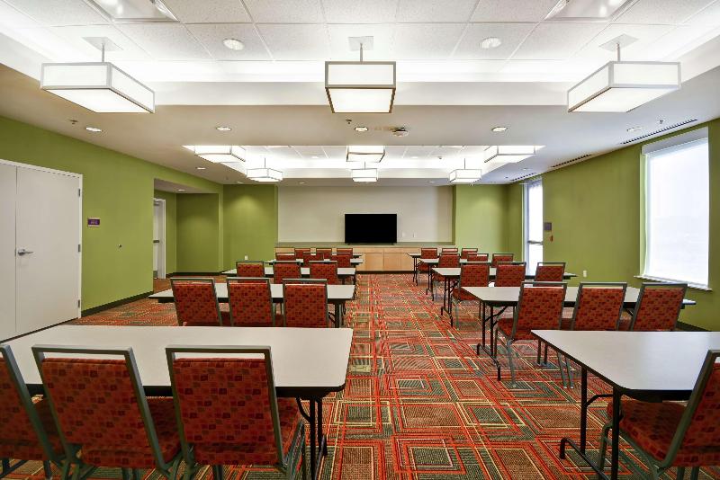 هتل Home2 Suites By Hilton Brownsville