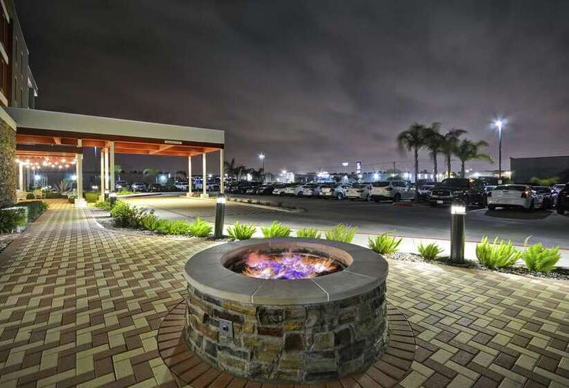 هتل Home2 Suites By Hilton Brownsville