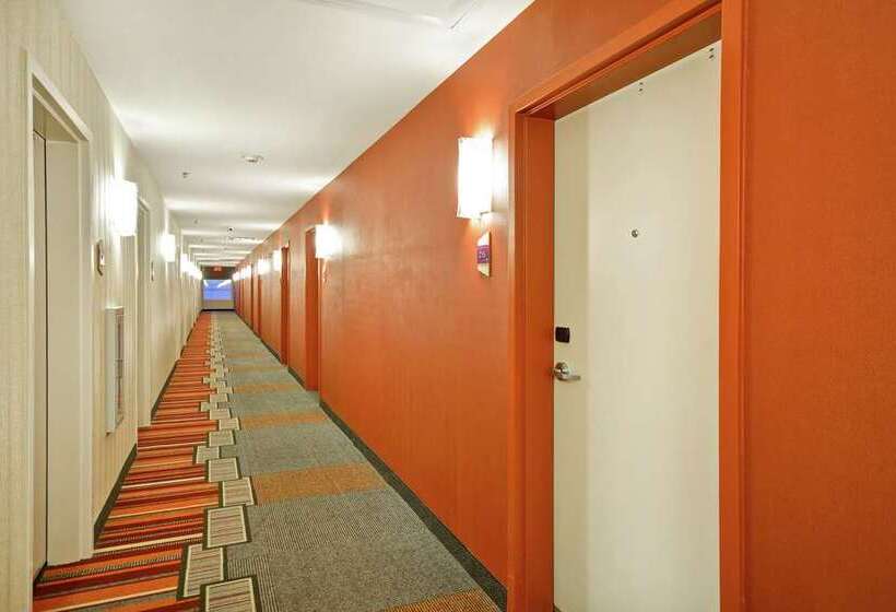 هتل Home2 Suites By Hilton Brownsville