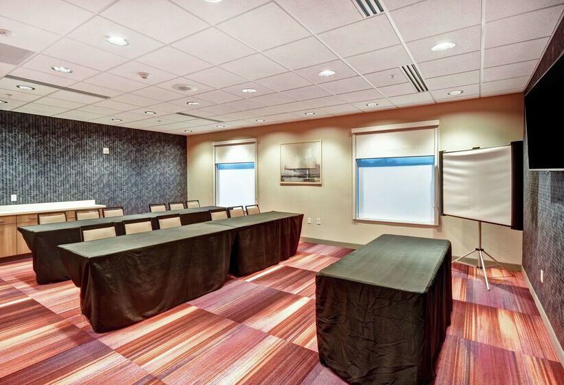 فندق Home2 Suites By Hilton Springfield North