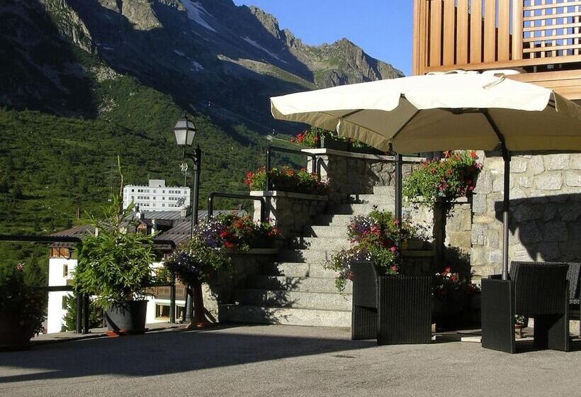 בית מלון כפרי Orchidea