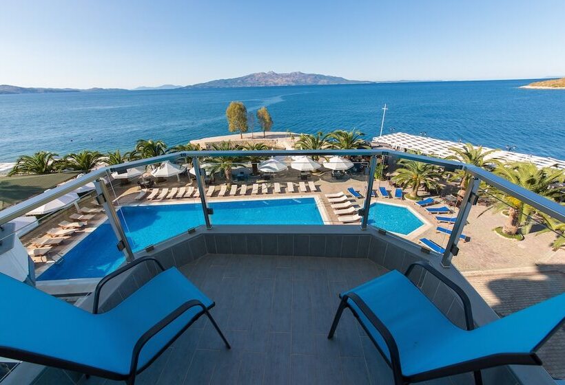 ホテル Saranda Palace