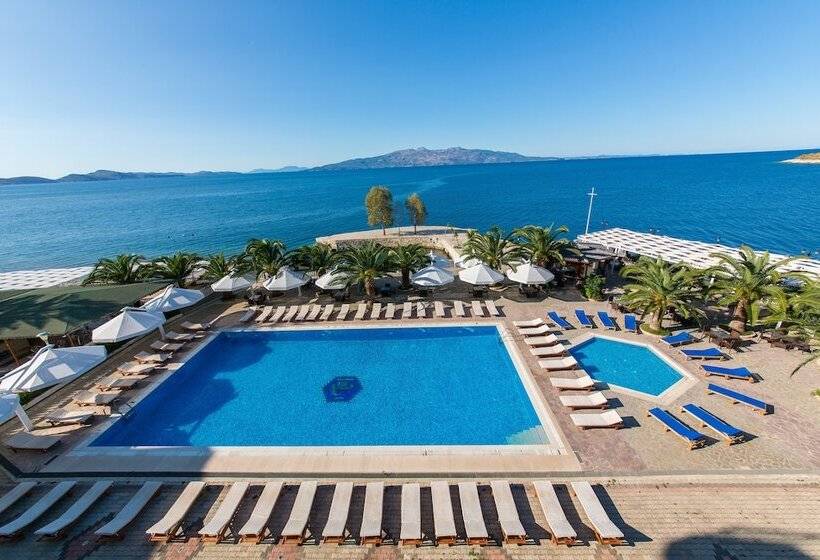 ホテル Saranda Palace