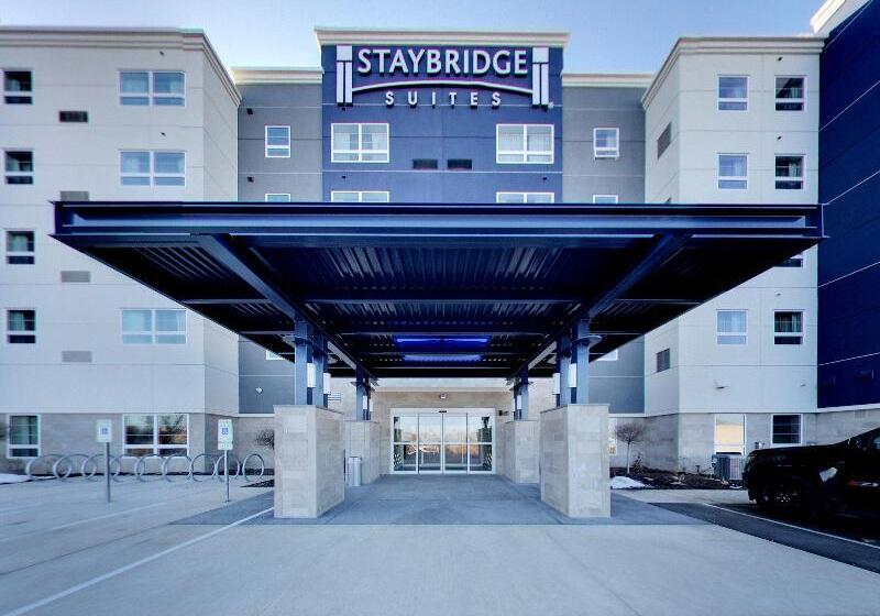 هتل Staybridge Suites Madison   Fitchburg By Ihg