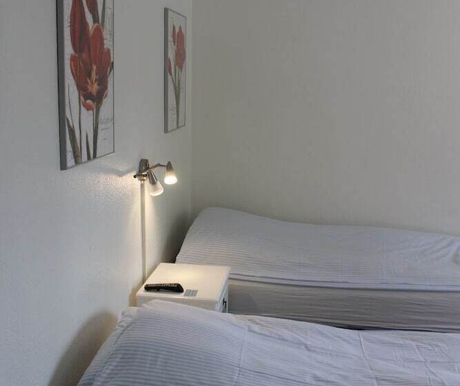 منتجع Amalie Bed And Breakfast & Apartments