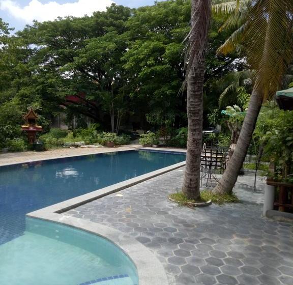 Samathi Lake Resort
