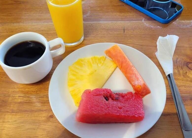 تختخواب و صبحانه Casa Marbella