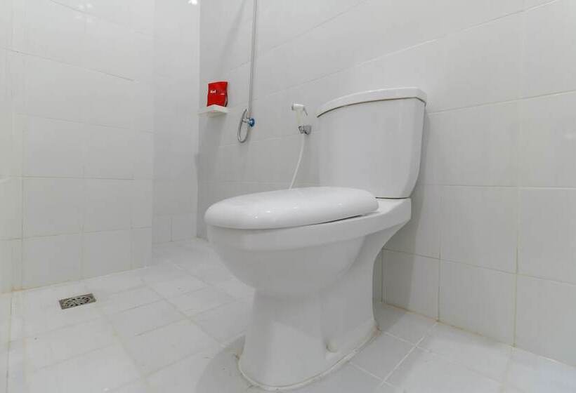 Bed and Breakfast Reddoorz Plus @ Kapuk Business Park
