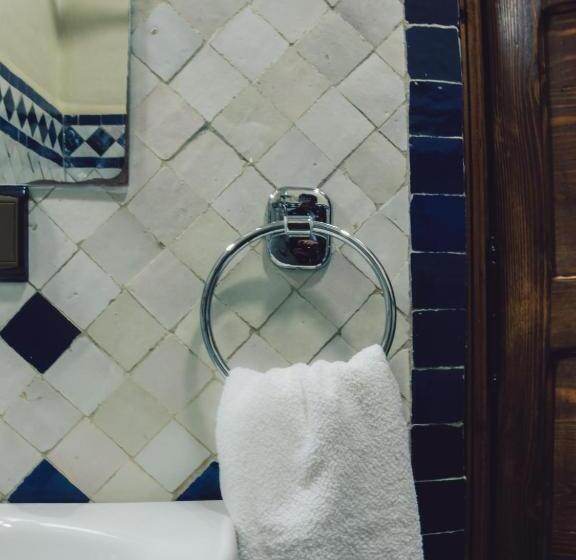 تختخواب و صبحانه Riad Golf Stinia