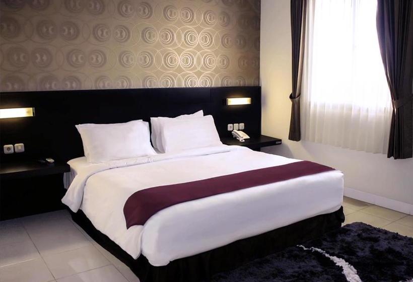 בית מלון כפרי Grand  Sampit