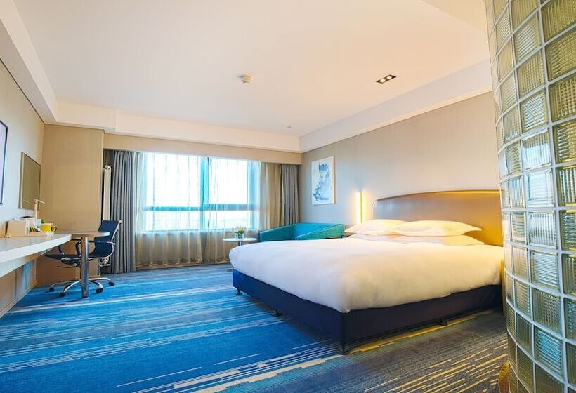 هتل Holiday Inn Express Chifeng Hongshan By Ihg