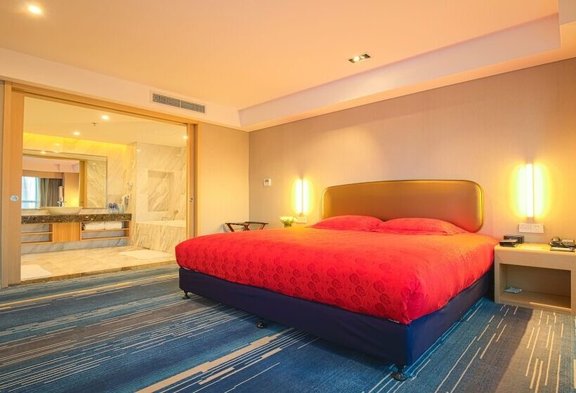 هتل Holiday Inn Express Chifeng Hongshan By Ihg