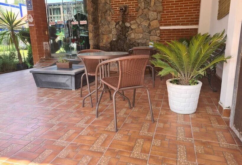 هتل La Finca Del Abuelo Teotihuacan