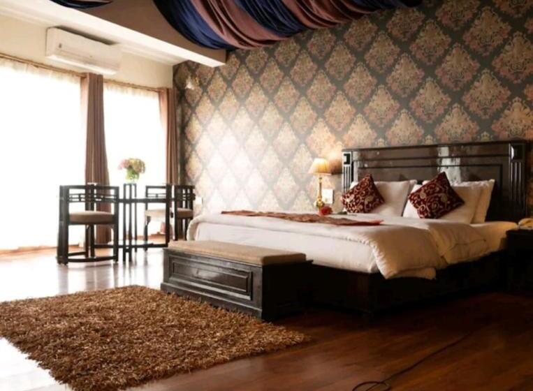 هتل Mount View
