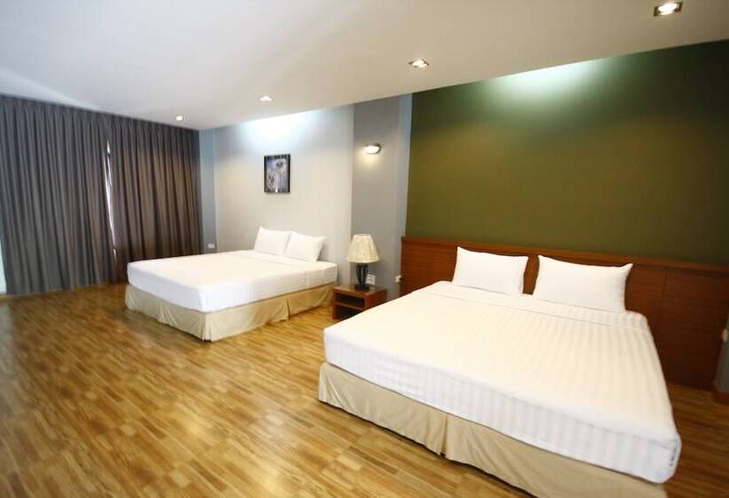 هتل Radina Residence