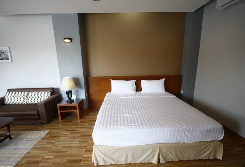 هتل Radina Residence