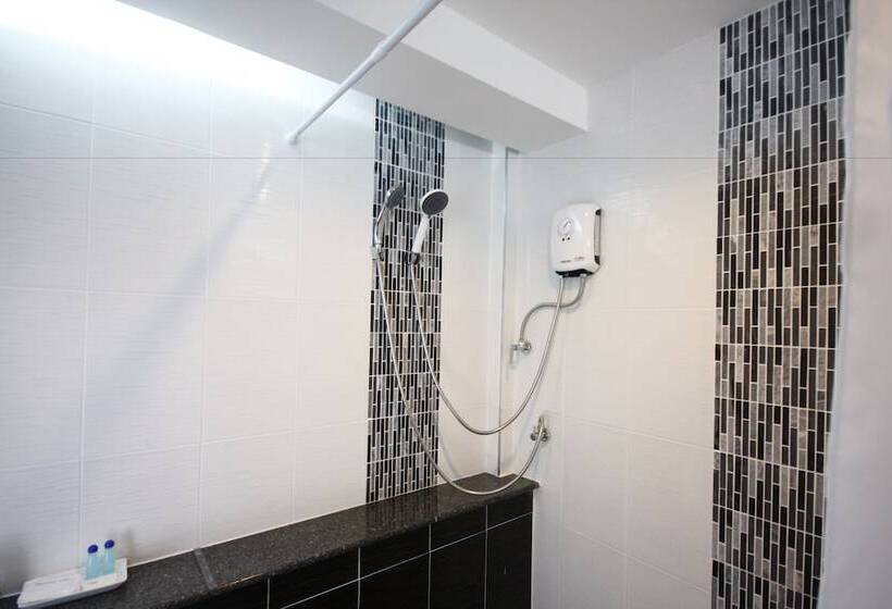 هتل Radina Residence