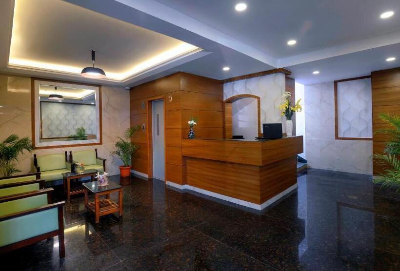 Hotel Treehouse Neptune Inn