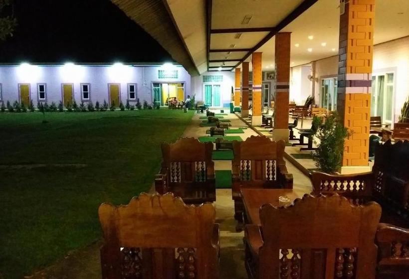Three Bays Resort