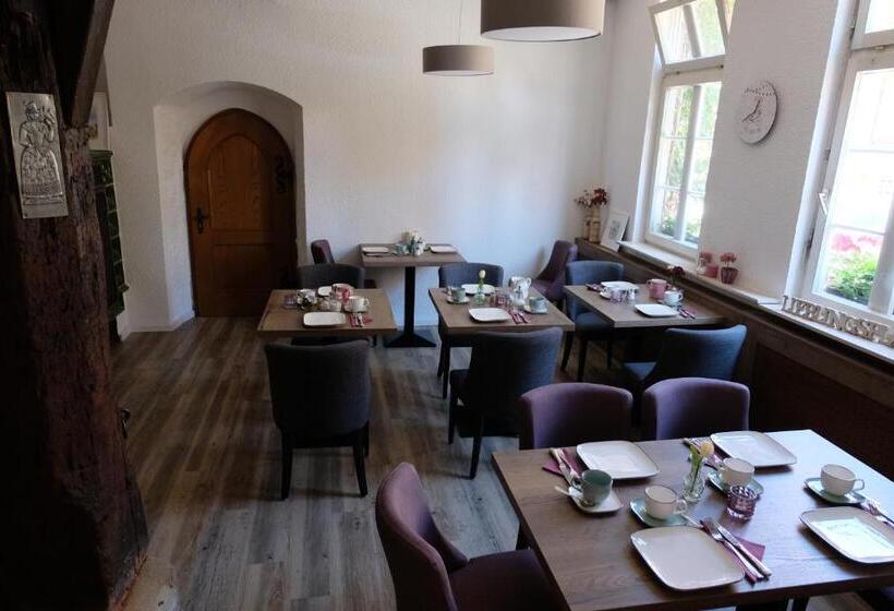 Bed and Breakfast Gastehaus Zur Sonne