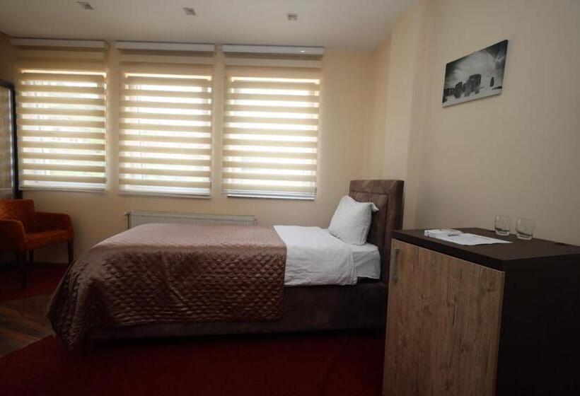 تختخواب و صبحانه Apartmani Brocat