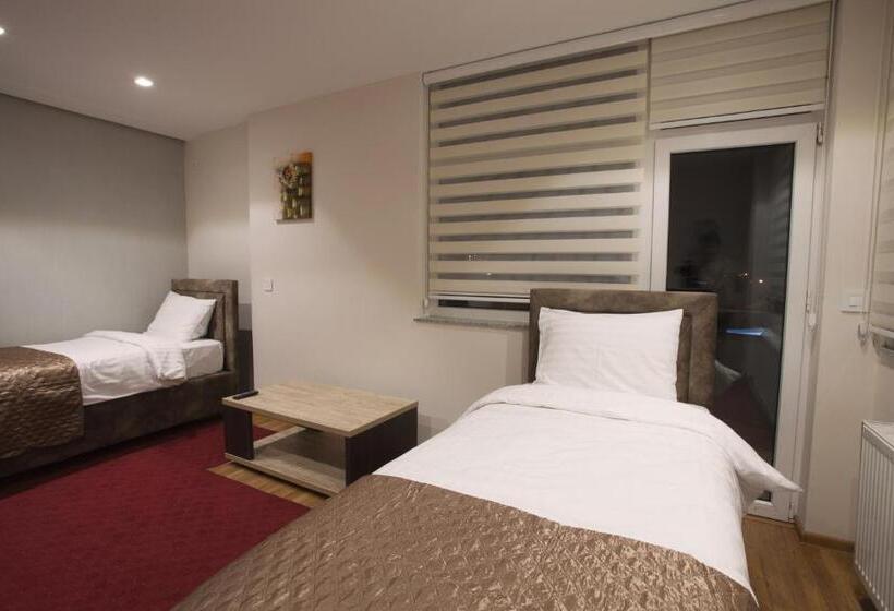 تختخواب و صبحانه Apartmani Brocat
