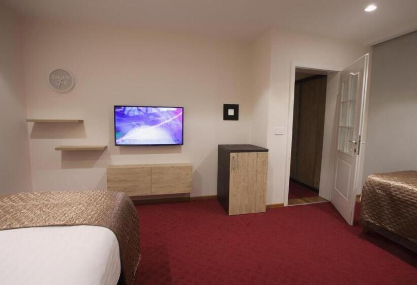 تختخواب و صبحانه Apartmani Brocat