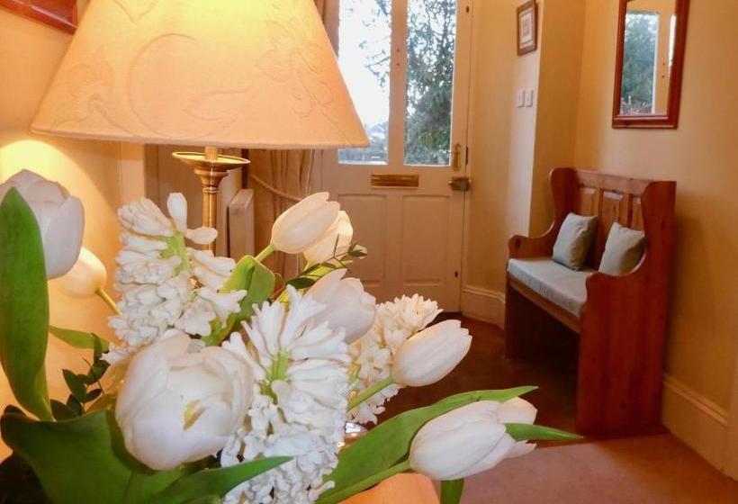 Dartmoor House B&b