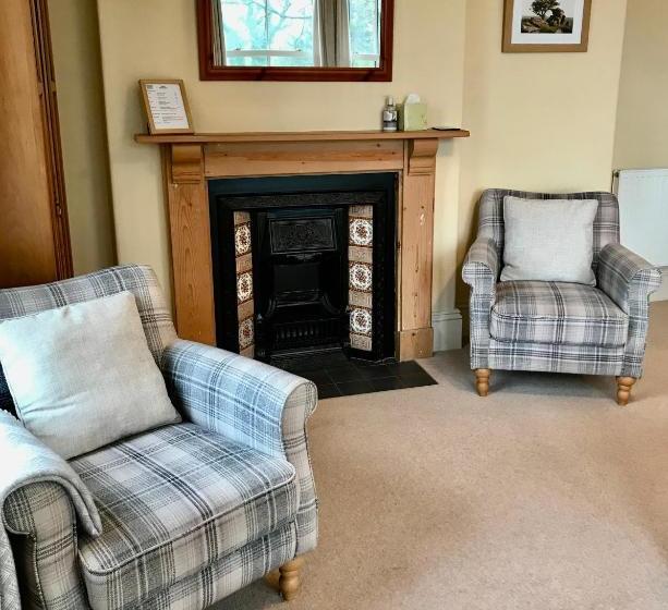 Dartmoor House B&b
