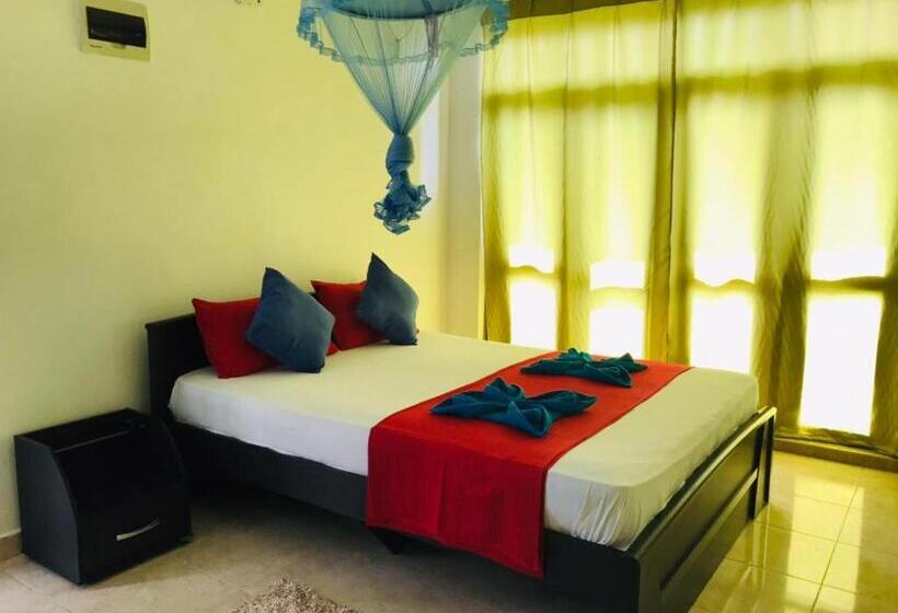 هتل Guesthouse Panorama