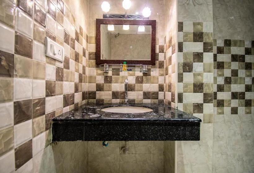 בית מלון כפרי Fab Nk Courtyard