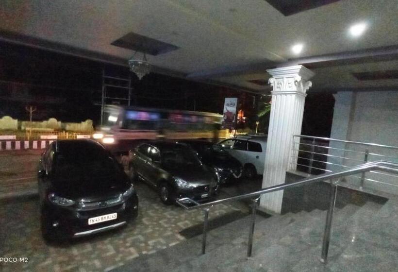 호텔 Jaidharshini Palace