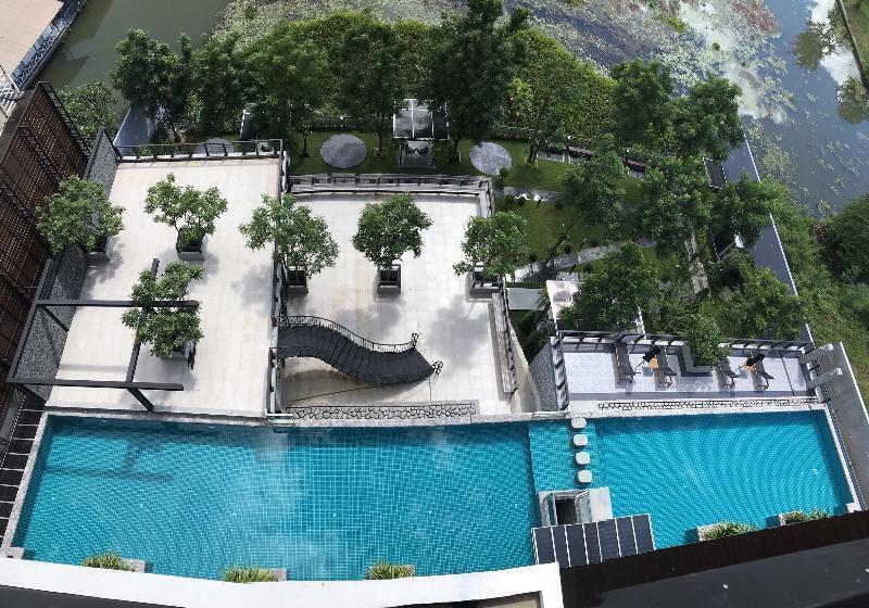 Hotel Natee The Riverfront  Kanchanaburi